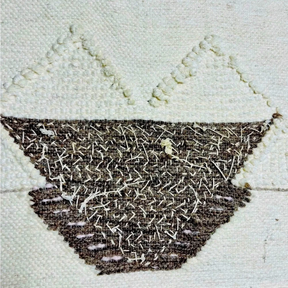 Pier 1 Macrame Woven Tapestry Wall Hanging with Gold Sequin Accents Boho Chunky